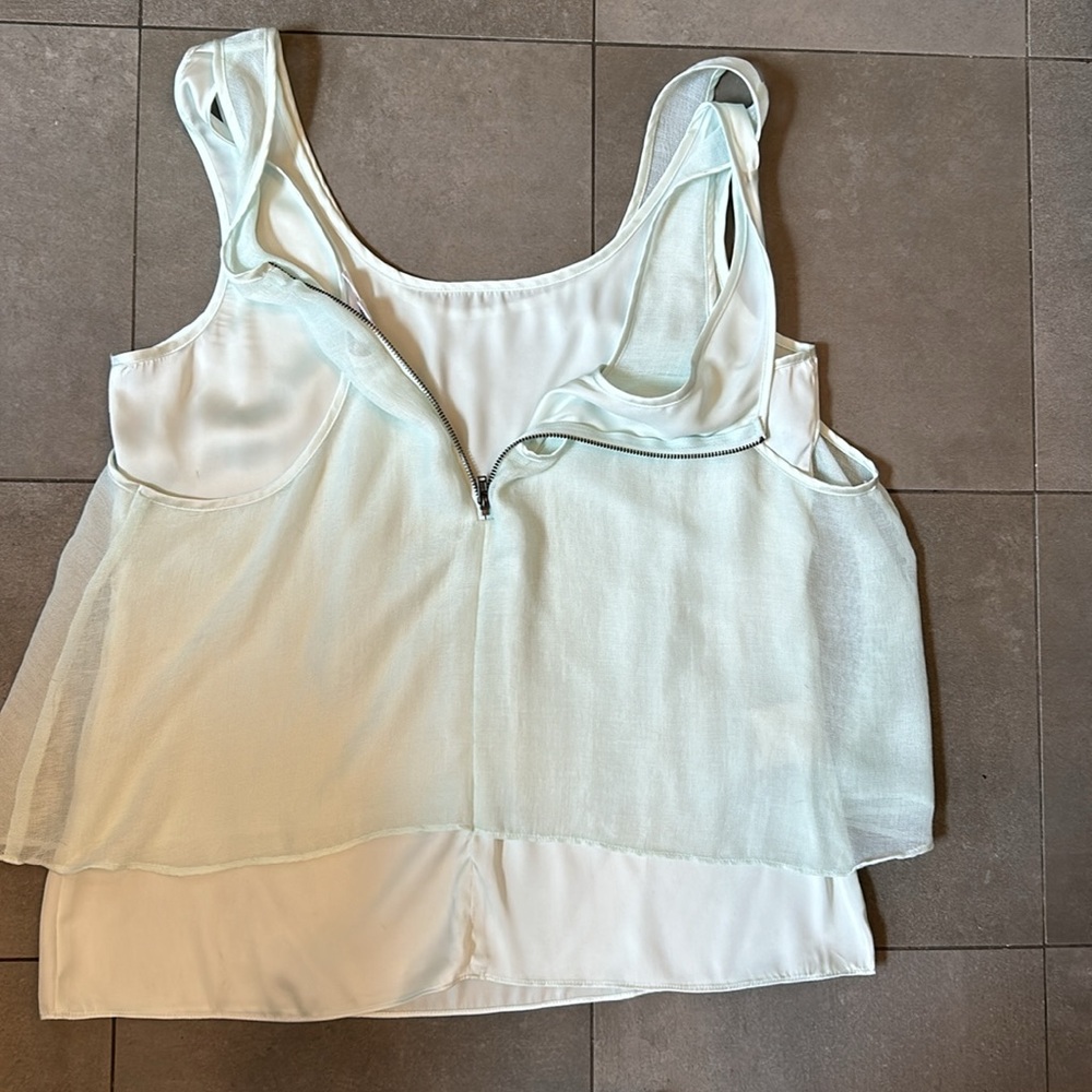 BCBGeneration Double Layer Razor Back Tank Top/ Blouse - Picture 10 of 12
